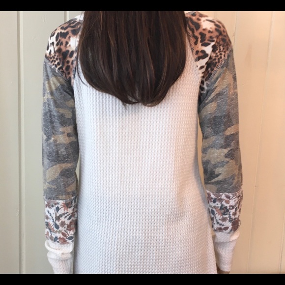 QUALITY SUPER SOFT MIXED PATERN TOP - Picture 14 of 14